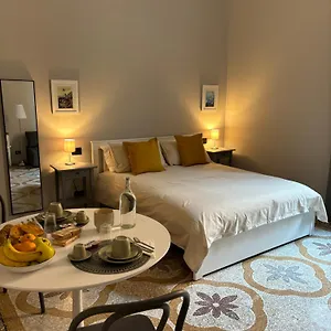 Alojamento de Acomodação e Pequeno-almoço B&B Genova Holiday, Génova