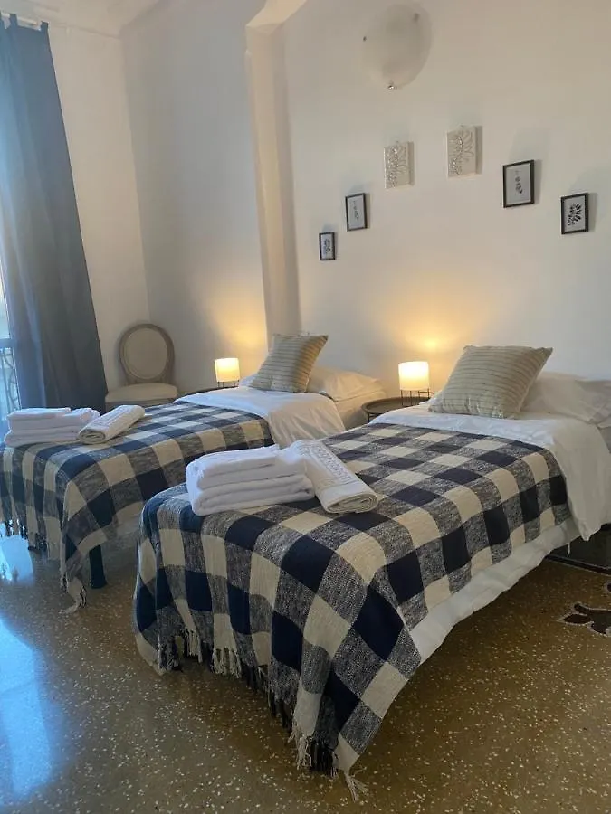 Alojamento de Acomodação e Pequeno-almoço Casa Amedeo Acomodação com café da manhã Génova Itália